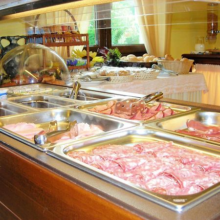 Hotel Smeraldo Лацизе Экстерьер фото