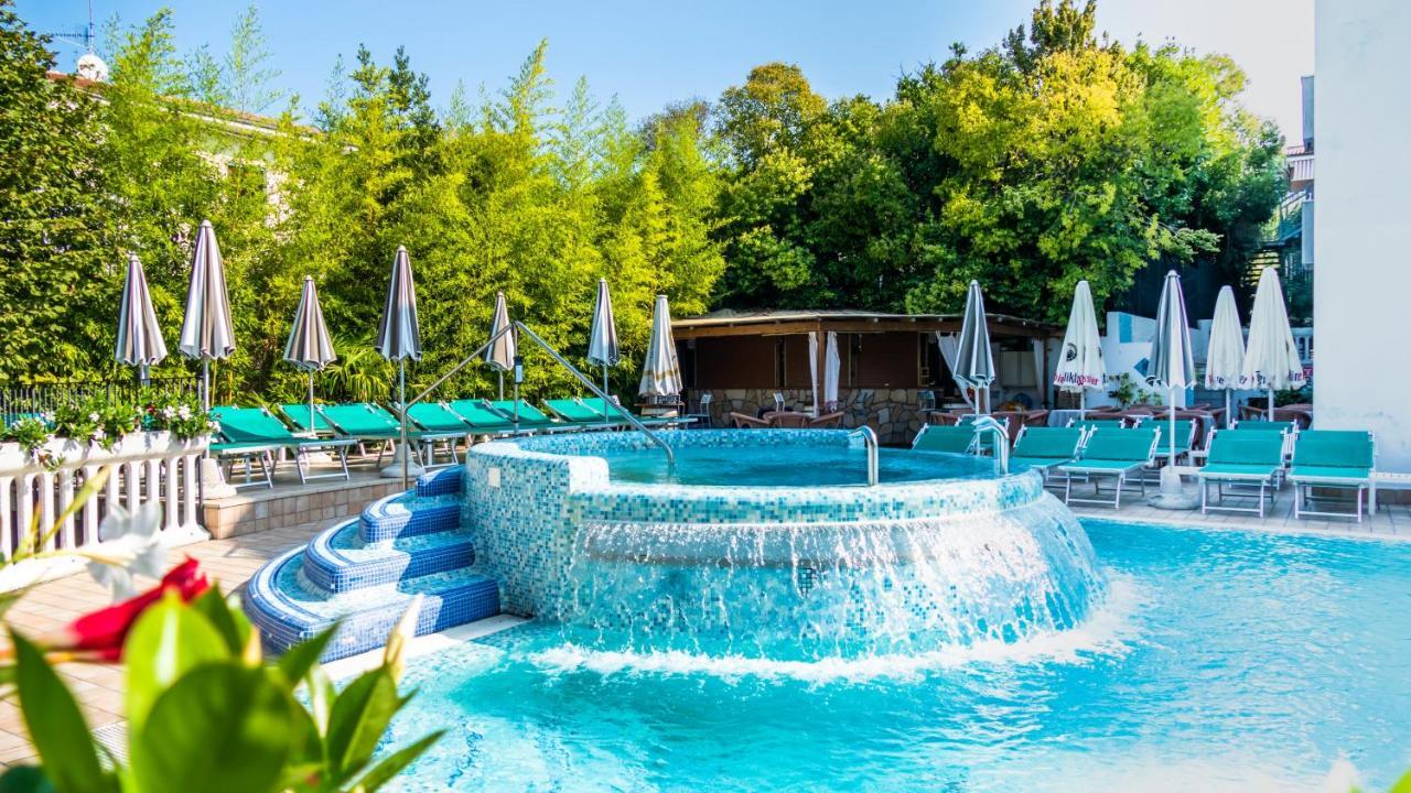 Hotel Smeraldo Лацизе Экстерьер фото