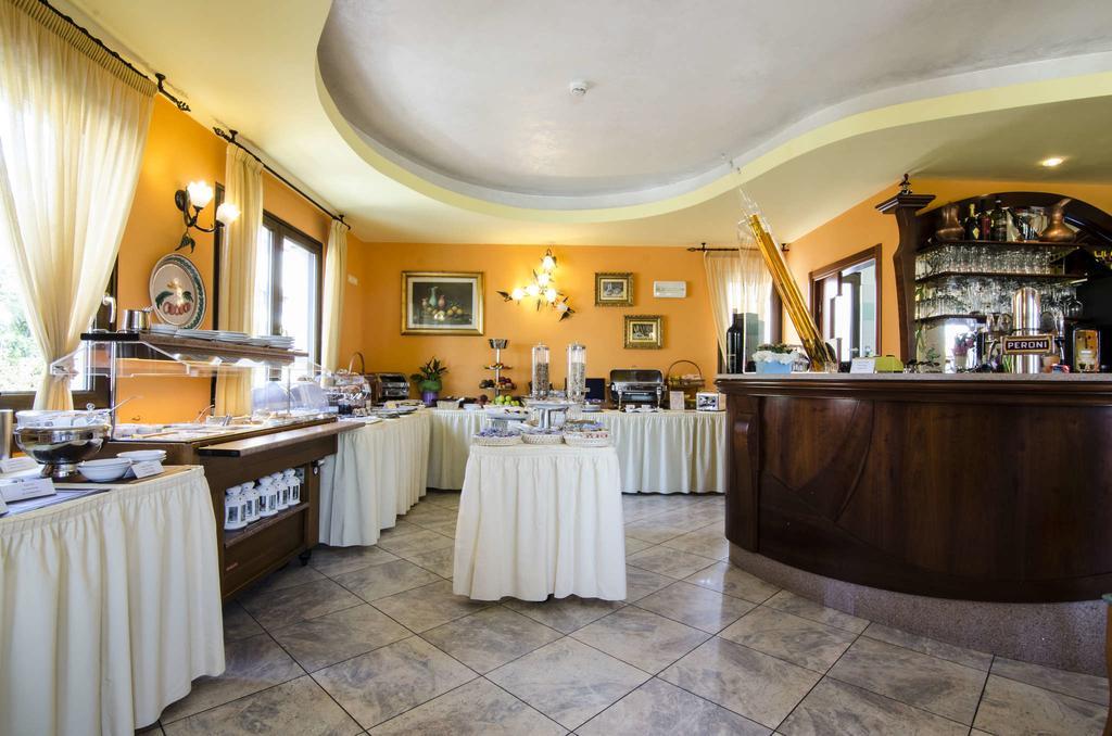 Hotel Smeraldo Лацизе Экстерьер фото