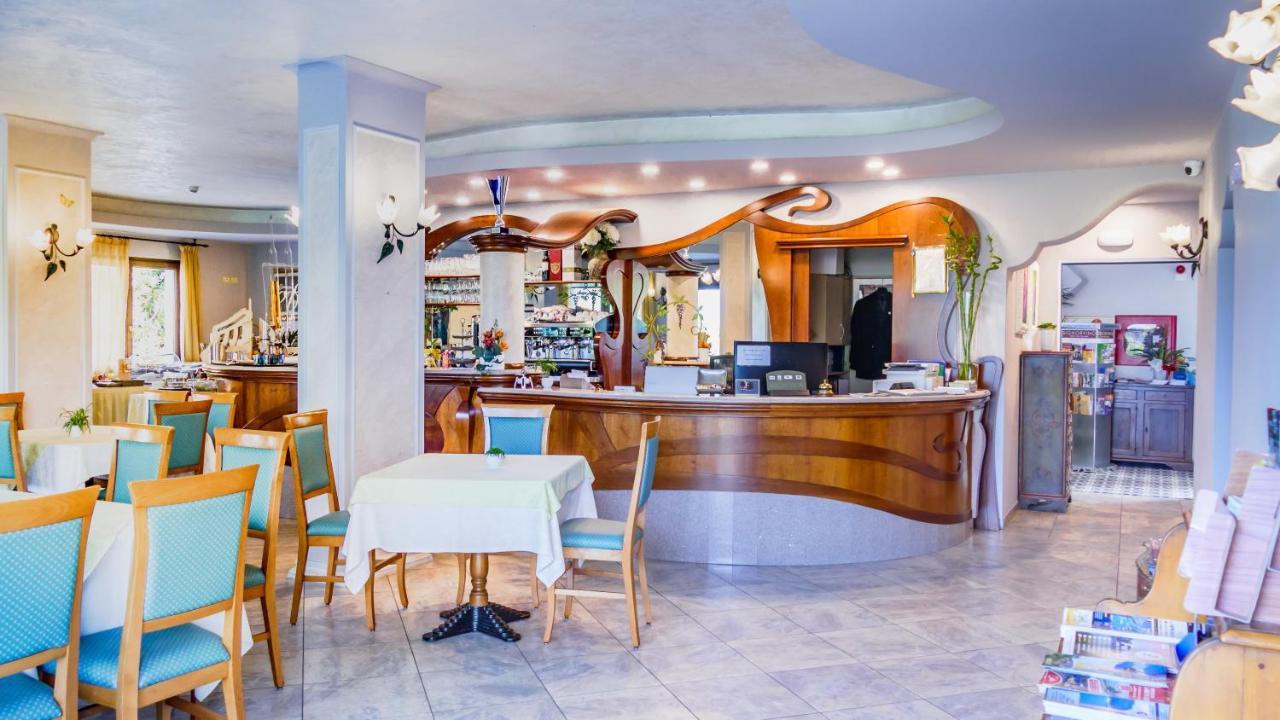 Hotel Smeraldo Лацизе Экстерьер фото